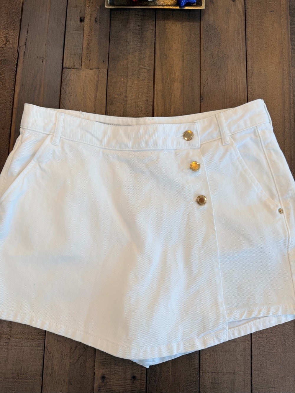 Zara White Denim Skort with Gold Hardware like new size L